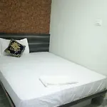 Hotel Ashiyana Palace