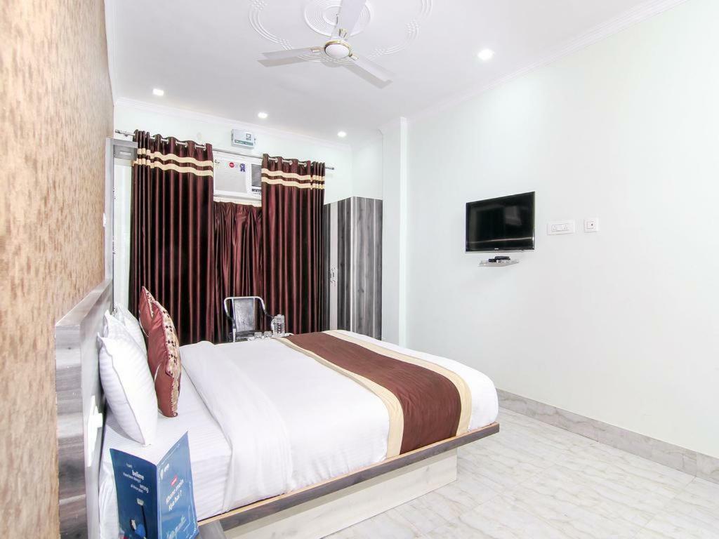 Hotel Ashiyana Palace