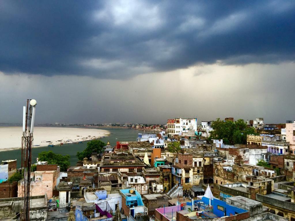 Ashiyana Palace * Varanasi