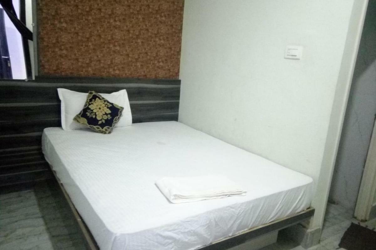 Ashiyana Palace Hotel Varanasi